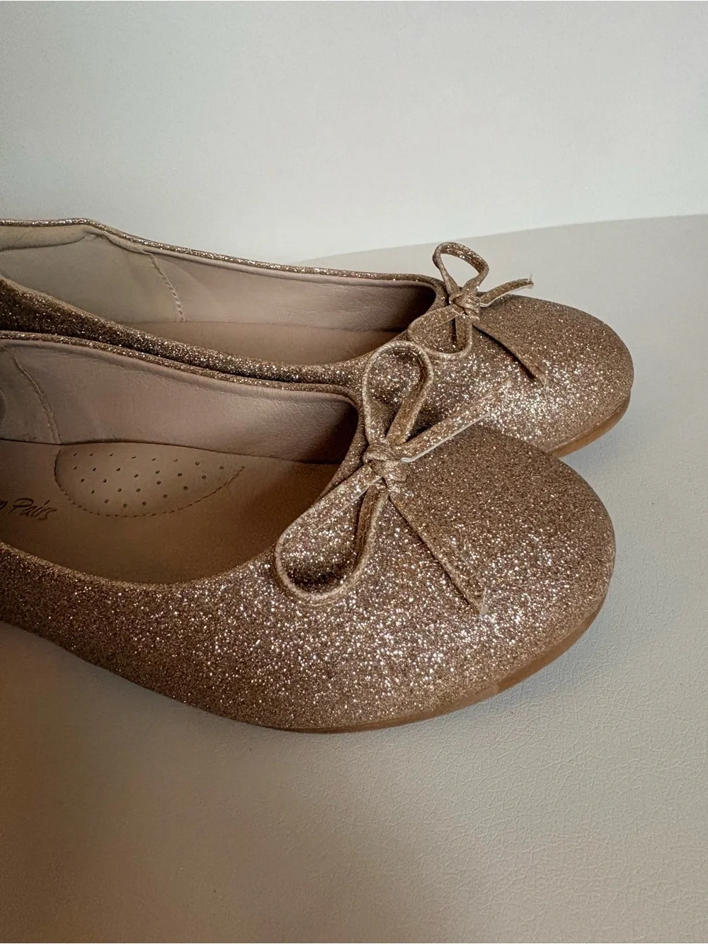Dream Pairs Girls Glitter Ballet Flats - Gold